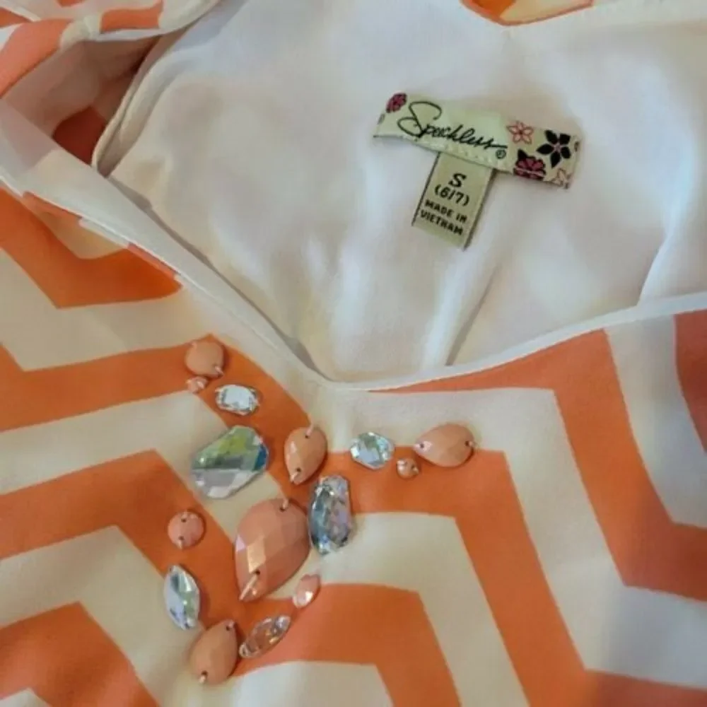 Speechless Dress Peach and White Chevron Girls Size Small Split Sleeve